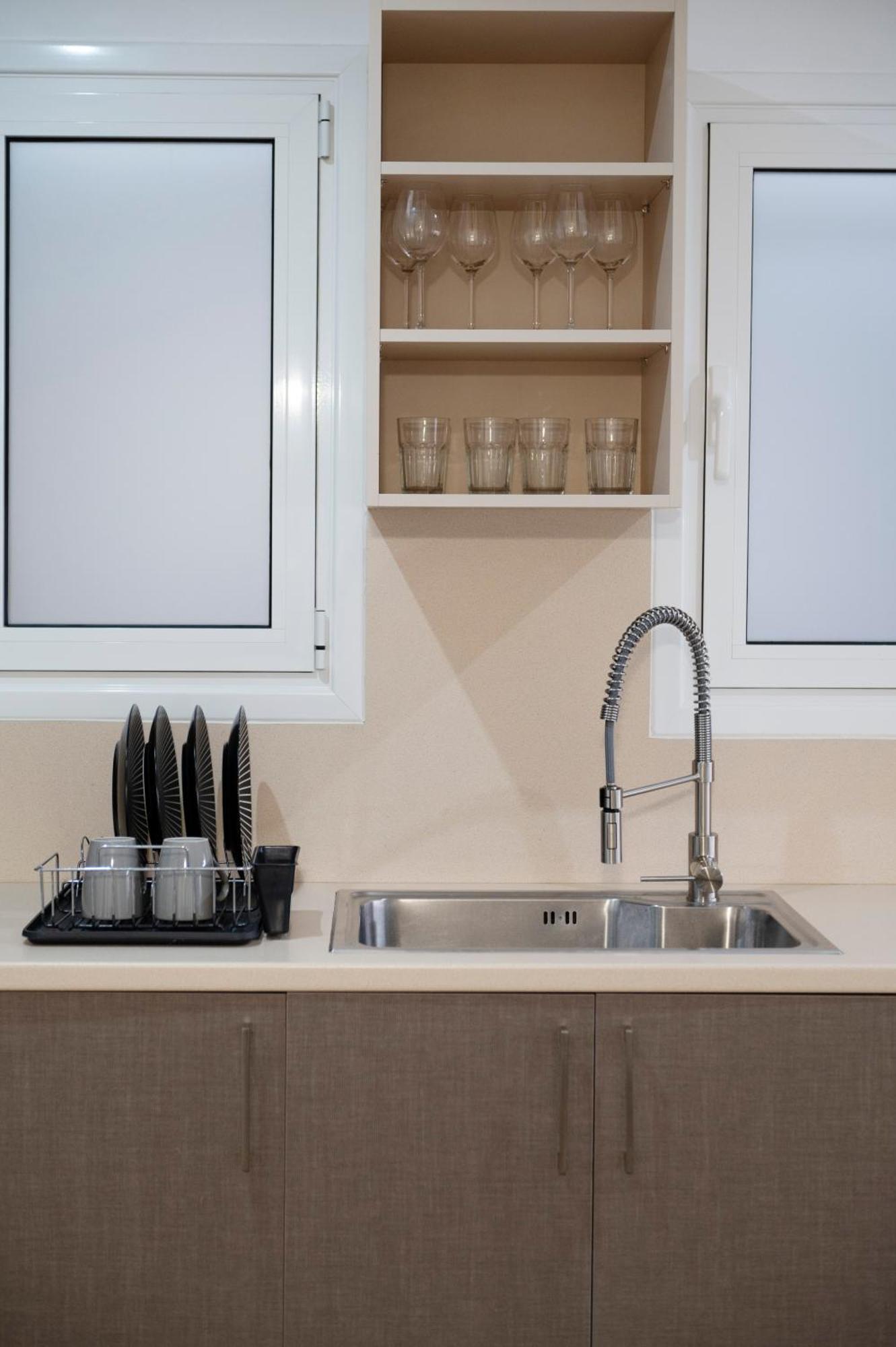 Kypseli Apt-next To Attiko Hospital * Athene